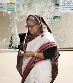 बांग्लादेश : शेख हसीना पर फैसला आज, तनावपूर्ण हालात के बीच 'शूट एट साइट' का आदेश