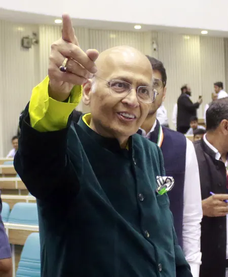 ‘छाती पीटने के बजाए क्रिकेट पर ध्यान दो’ कांग्रेस नेता अभिषेक मनु सिंघवी ने दी पाकिस्तान को सलाह