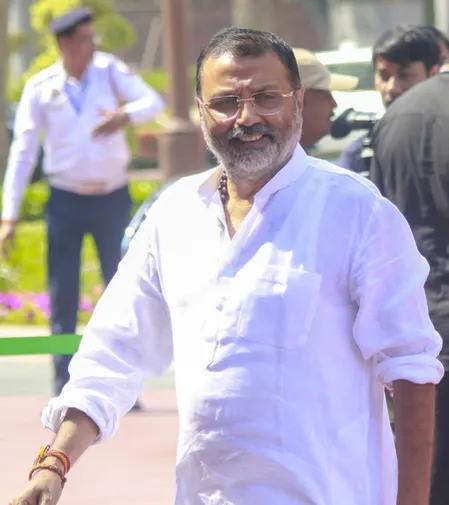 प्रधानमंत्री मोदी के मन में बिहार बसता है, छठ पर्व को दिलाया वैश्विक सम्मान : सांसद निशिकांत दुबे