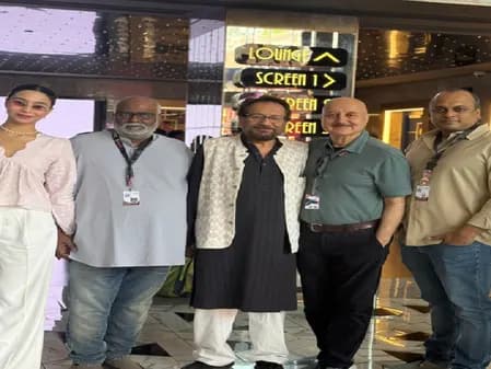 56वें इंटरनेशनल फिल्म फेस्टिवल ऑफ इंडिया में अपनी फिल्मों की स्क्रीनिंग पर अनुपम खेर ने जाहिर की खुशी