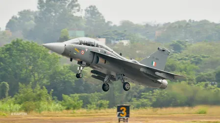 लड़ाकू विमान तेजस की दुर्घटना पर एचएएल ने दिया आधिकारिक स्पष्टीकरण