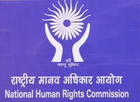 ट्रेनों में सिर्फ हलाल मांस परोसने पर एनएचआरसी का रेलवे को नोटिस, दो हफ्ते में मांगी रिपोर्ट