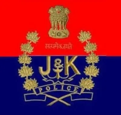 जम्मू-कश्मीर: श्रीनगर एयरपोर्ट पर फर्जी टिकट के साथ व्यक्ति गिरफ्तार, एफआईआर दर्ज