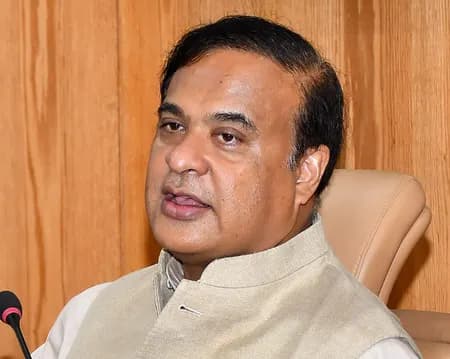 असम सीएम हिमंत बिस्वा सरमा के खिलाफ सुप्रीम कोर्ट में याचिका दाखिल, हेट स्पीच का आरोप