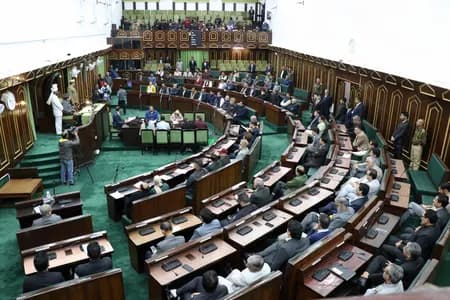 जम्मू-कश्मीर सरकार ने दो सालों में नौकरी के एप्लीकेशन फीस से 48 करोड़ रुपए जमा किए