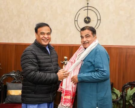 असम में 10 सड़क और 16 पुल परियोजनाओं के लिए केंद्र सरकार ने मंजूर की 747 करोड़ रुपए की राशि
