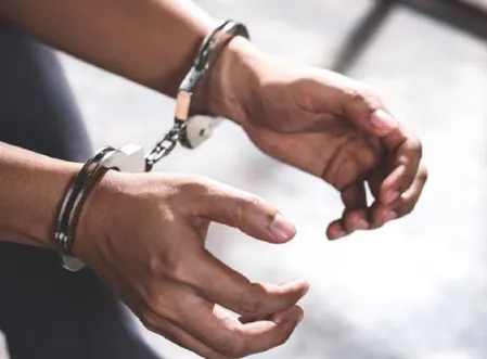 मुंबई में 25 बांग्लादेशी नागरिक गिरफ्तार, कोलकाता से दिल्ली, गुजरात के रास्ते पहुंचे थे मुंबई