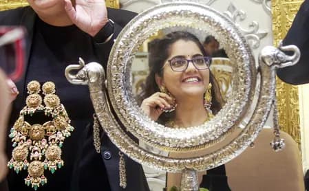 पश्चिम एशिया में बढ़ते तनाव के बीच कीमती धातुओं में उछाल; चांदी में 5,000 रुपए से ज्यादा की तेजी