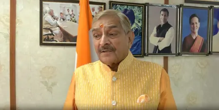 हिमंता सरमा पर प्रमोद तिवारी का हमला, कहा- जानकारी की कमी, दे रहे गलत बयान