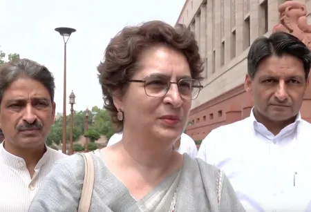‘देश को एकजुट रहना चाहिए’ पश्चिम एशिया तनाव पर प्रियंका गांधी का बयान, BJP पर निशाना
