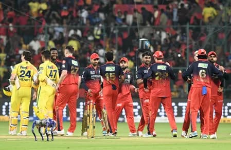 IPL 2026: CSK को हराकर RCB टॉप पर, जानें किसके पास ऑरेंज और पर्पल कैप