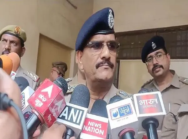 हाथरस में मची भगदड़ में 27 लोगों की मौत, एटा के एसएसपी ने की पुष्टि