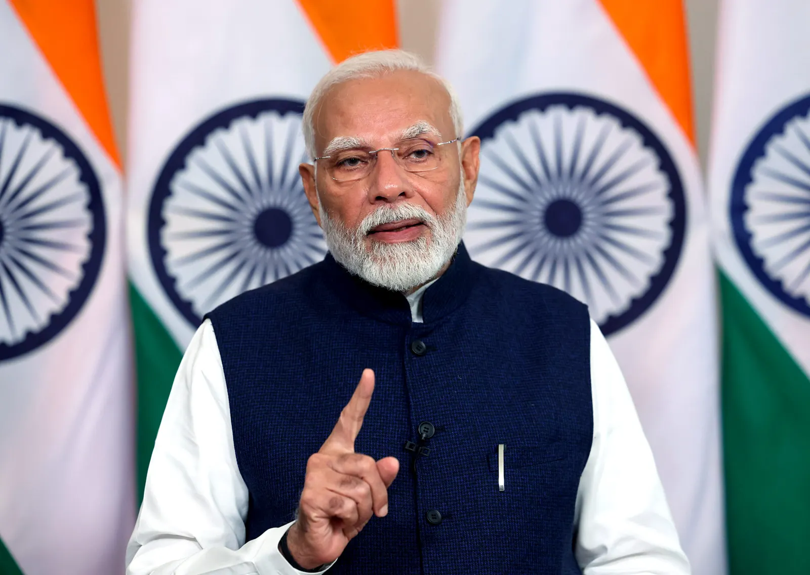 केंद्र सरकार ने केंद्रीय कर्मचारियों के लिए 8वें वेतन आयोग के गठन को मंजूरी दी