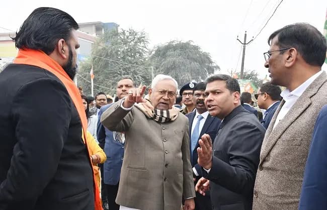 मुख्यमंत्री ने 'प्रगति यात्रा' के तीसरे चरण में खगड़िया जिले को दी 430 करोड़ रुपये की सौगात