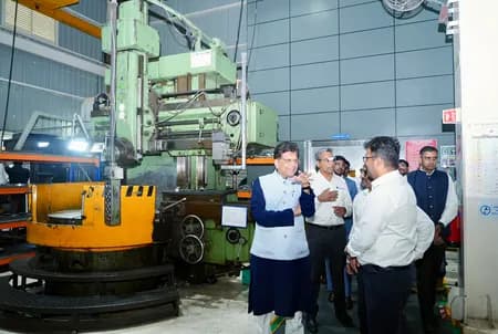 कैबिनेट की बड़ी मंजूरी: ₹33,660 करोड़ की योजना से बनेंगे 100 औद्योगिक पार्क, लाखों नौकरियां