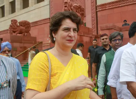 'कौन सच्चा भारतीय है, कौन नहीं', राहुल गांधी पर कोर्ट की टिप्पणी पर प्रियंका का रिएक्शन
