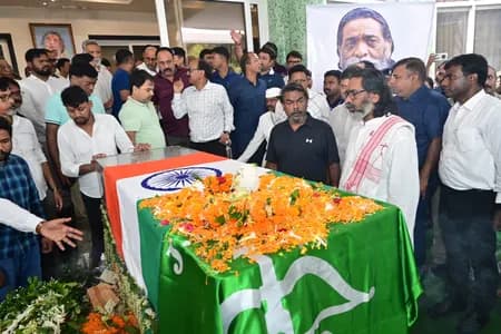 शिबू सोरेन की अंतिम यात्रा रांची के मोरहाबादी से शुरू, पैतृक गांव नेमरा में होगा अंतिम संस्कार