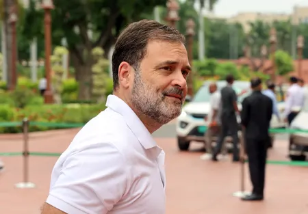 हम बिहार की धरती से वोट चोरी के खिलाफ सीधी लड़ाई छेड़ रहे हैं : राहुल गांधी