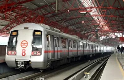 दिल्ली मेट्रो का किराया आज से बढ़ा, आठ साल में पहली बढ़ोतरी