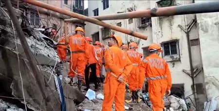 महाराष्ट्र के विरार में बड़ा हादसा : रमाबाई अपार्टमेंट का एक हिस्सा ढहने से 2 की मौत, रेस्क्यू ऑपरेशन जारी