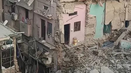 नॉर्थ दिल्ली में बड़ा हादसा: पंजाबी बस्ती में 4 मंजिला इमारत ढही, 14 लोगों का रेस्क्यू