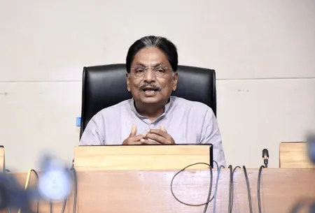 नेपाल में अशांति के बीच गुजरात सरकार सतर्क, फंसे नागरिकों की सुरक्षित वापसी के लिए प्रयास तेज