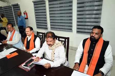 बिहार चुनाव : भाजपा उम्मीदवारों के नामों पर मुहर, पहली लिस्ट आज होगी जारी