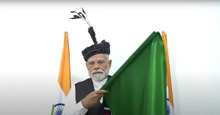 मिजोरम पहली बार रेल नेटवर्क से जुड़ा, पीएम मोदी ने दिखाई हरी झंडी