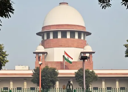 दिल्ली-एनसीआर में पटाखों पर पूर्ण प्रतिबंध में हीलाहवाली पर सुप्रीम कोर्ट सख्त, कहा-केंद्र बनाए ठोस नीति