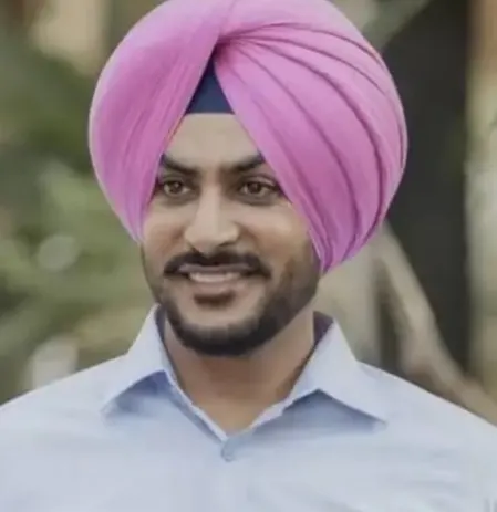 पंजाबी सिंगर राजवीर जवंदा का निधन, बाइक दुर्घटना के 12 दिन बाद अस्पताल में ली अंतिम सांस