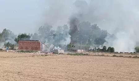 बाराबंकी: अवैध पटाखा फैक्ट्री में भीषण धमाका; 2 की मौत, 3 घायल