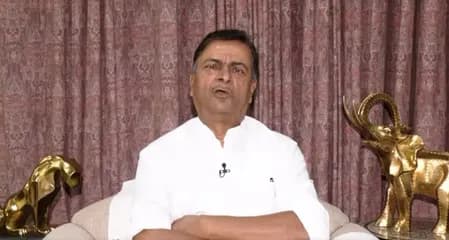 बिहार में भाजपा की बड़ी कार्रवाई, पूर्व केंद्रीय मंत्री आरके सिंह समेत तीन नेताओं को पार्टी से निकाला