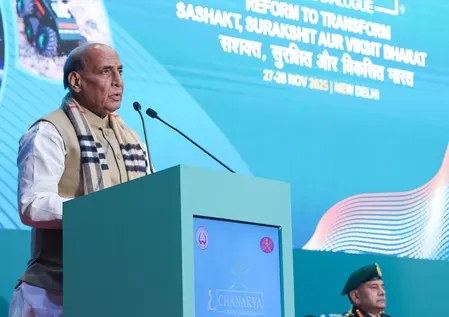 शांति और संवाद में विश्वास रखता है भारत : रक्षा मंत्री राजनाथ सिंह
