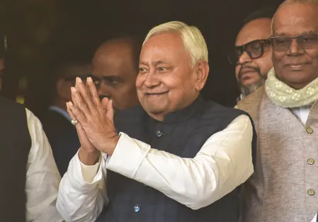 महिला डॉक्टर के हिजाब को खींचने पर सुप्रीम कोर्ट बार एसोसिएशन ने नीतीश कुमार से की माफी की मांग