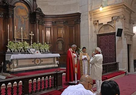 प्रधानमंत्री मोदी क्रिसमस पर दिल्ली के चर्च में प्रार्थना सभा में शामिल हुए, शांति और सद्भाव का दिया संदेश