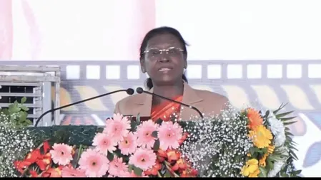 जनजातीय समाज सांस्कृतिक जड़ों से जुड़े रहकर आधुनिक शिक्षा और तकनीक को अपनाए: राष्ट्रपति मुर्मू