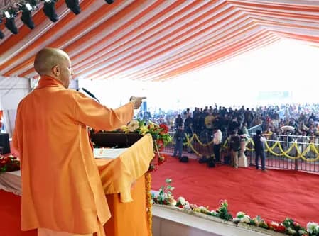 कुछ लोगों ने मजहबी जुनून और तुष्टिकरण के लिए अयोध्या को उपद्रव और संघर्ष का अड्डा बनाया : मुख्यमंत्री योगी
