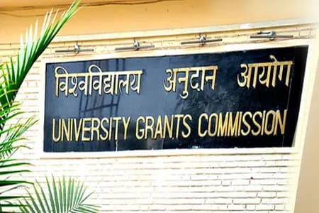 विश्वविद्यालयों को रैगिंग के खिलाफ उठाने होंगे सख्त कदम, नहीं तो होगी कार्रवाई
