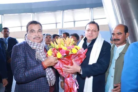 केंद्रीय मंत्री नितिन गडकरी की अध्यक्षता में राष्ट्रीय राजमार्ग परियोजनाओं की हुई समीक्षा बैठक, सीएम धामी रहे मौजूद