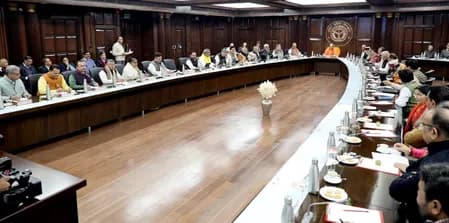 यूपी : परिवार के बीच दान विलेख पर स्टाम्प शुल्क में राहत, अब व्यावसायिक और औद्योगिक संपत्तियां भी शामिल