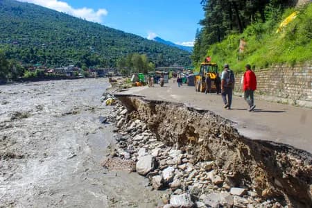 बाढ़ प्रबंधन पर आज राज्यों के साथ केंद्र की अहम बैठक