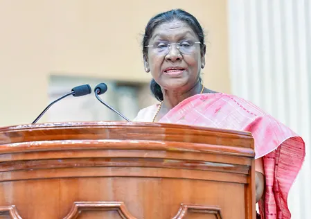 राष्ट्रपति मुर्मु की यात्रा पर 'प्रोटोकॉल' विवाद में बंगाल सरकार ने गृह मंत्रालय को भेजा जवाब
