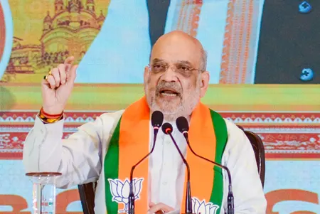 बाबरी मुद्दे पर सख्त अमित शाह: ‘ऐसे लोगों से गठबंधन से बेहतर 20 साल विपक्ष’