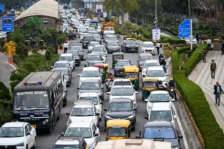 दिल्ली में नई EV पॉलिसी का ड्राफ्ट जारी, 2028 से सिर्फ इलेक्ट्रिक दोपहिया