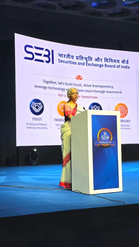 वित्त मंत्री सीतारमण ने सेबी से KYC प्रक्रिया सरल और एकसमान बनाने को कहा