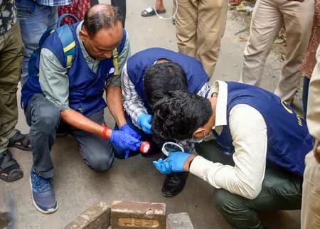 सीबीआई ने चंद्रनाथ रथ हत्याकांड में संदिग्धों का पता लगाने के लिए दिल्ली में की छापेमारी