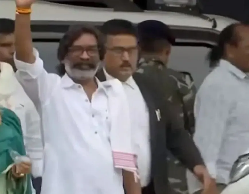 पांच माह  बाद रिहा हुए पूर्व मुख्यमंत्री हेमंत सोरेन