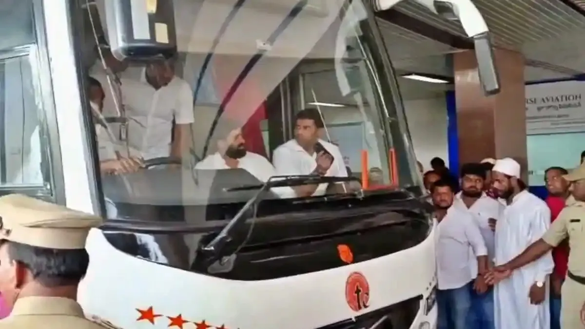 हैदराबाद लियोनिया रिसॉर्ट में ठहराए गये हैं 35 विधायक, बाकी विधायक कहां?