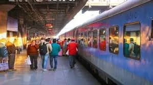 1 जुलाई से रेलवे यात्रियों को झटका: बढ़ा किराया, बदले नियम, जानिए पूरी डिटेल