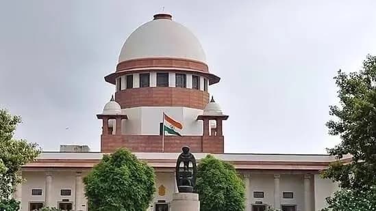 सर्वोच्च न्यायालय का आज का फ़ैसला सुर्ख़ियों में है